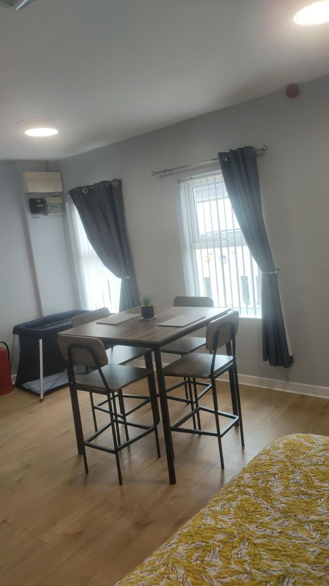 The Oldtown Apartments คุกส์ทาวน์ ภายนอก รูปภาพ